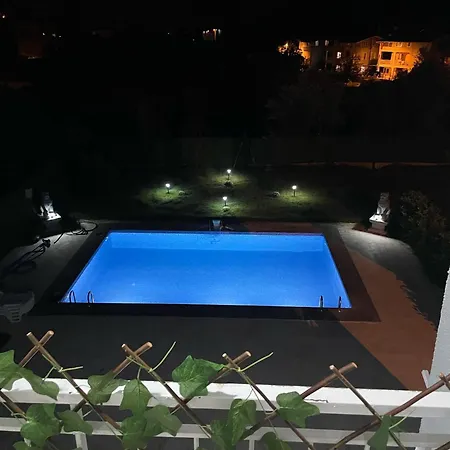 Garden *